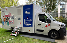 Camion croix rouge europ assistance